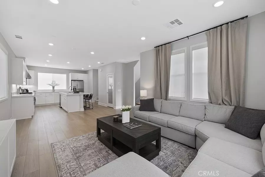 3010 Tallahassee LN, Simi Valley, CA 93065