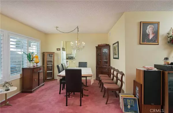 Simi Valley, CA 93065,2204 2204 N Marter