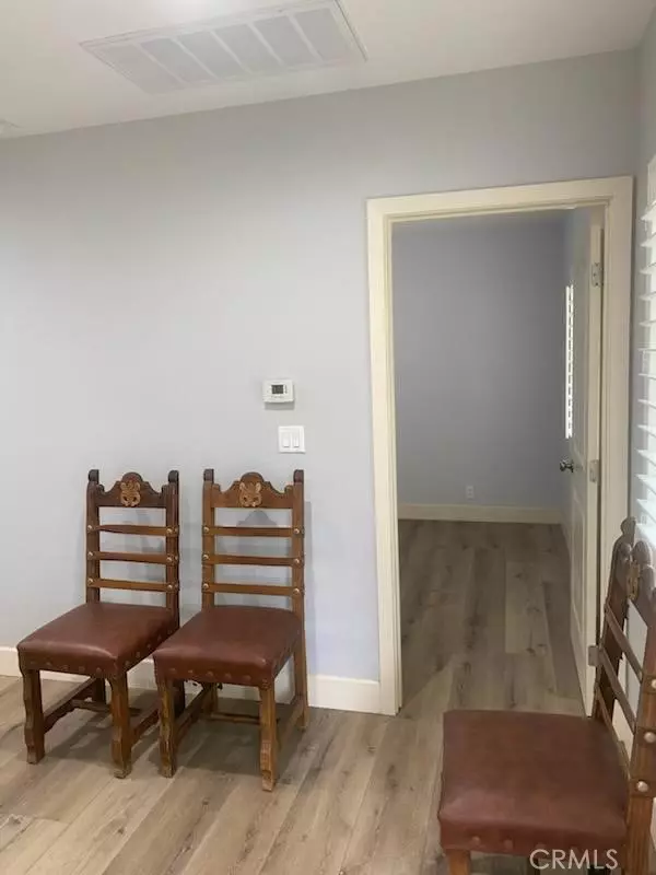 Sylmar, CA 91342,12917 Gladstone