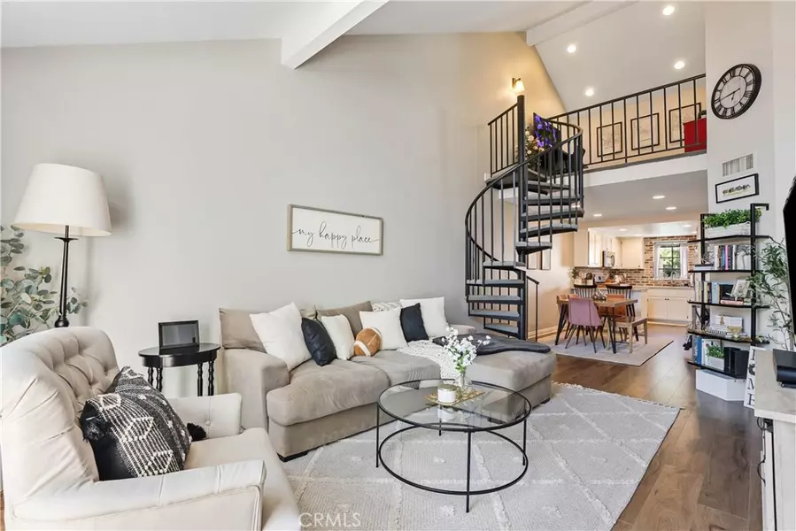 18108 Erik #586, Canyon Country, CA 91387