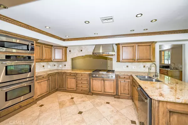 Simi Valley, CA 93065,1101 Hacienda DR