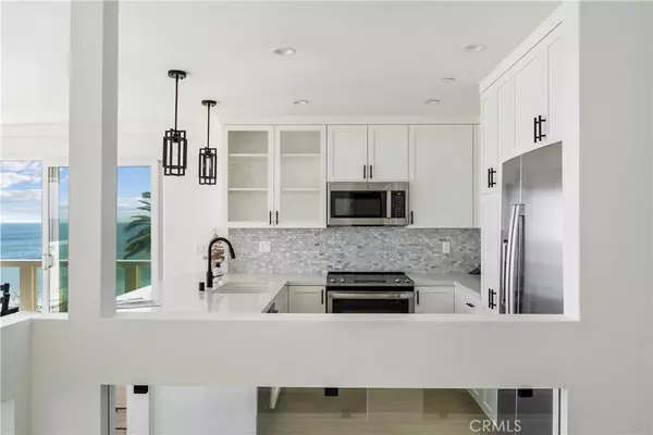 Malibu, CA 90265,11838 E Ebbtide LN