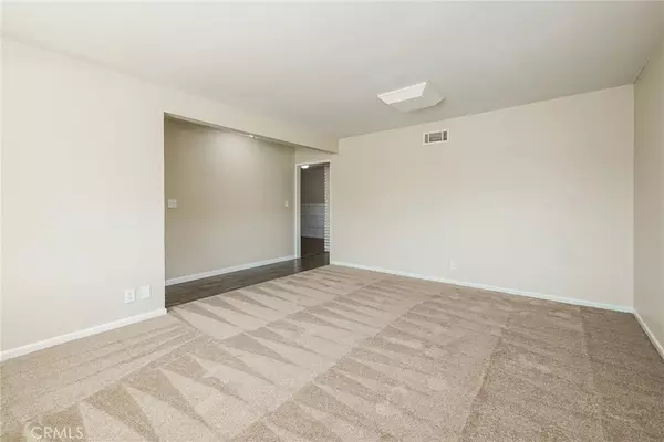 Lancaster, CA 93535,609 E Pillsbury ST
