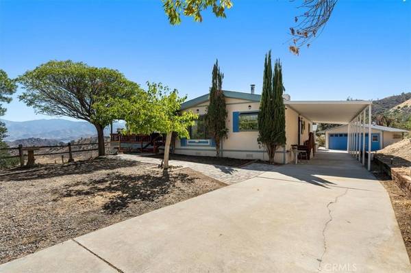 401 Oakwood DR,  Wofford Heights,  CA 93285