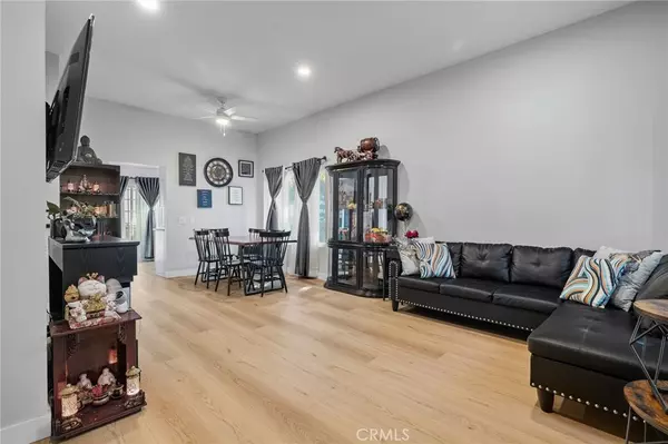 Simi Valley, CA 93063,2104 Snowberry CT