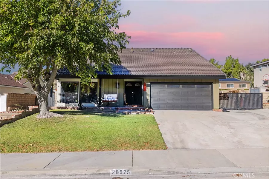 28975 Lotusgarden, Canyon Country, CA 91387