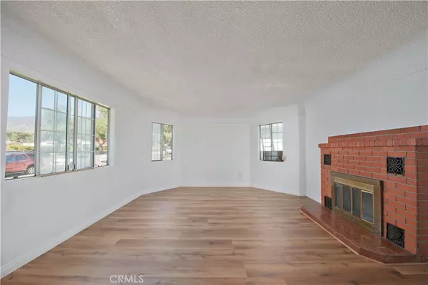 Azusa, CA 91702,1106 N San Gabriel