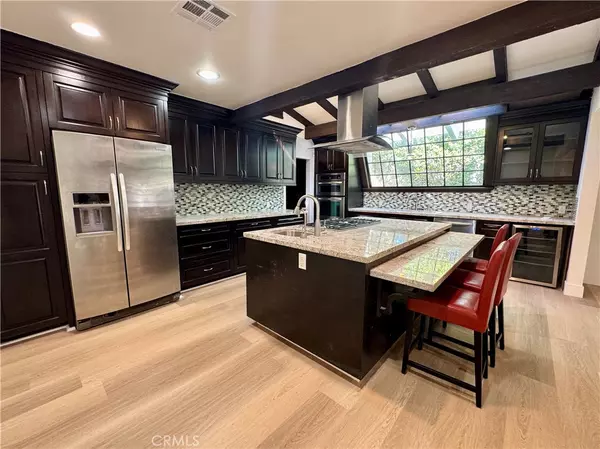 19024 Miranda, Tarzana, CA 91356