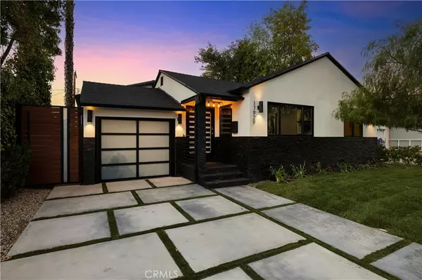 17929 Martha ST, Encino, CA 91316