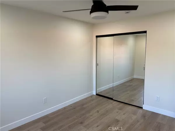 West Hills, CA 91307,6520 Debs