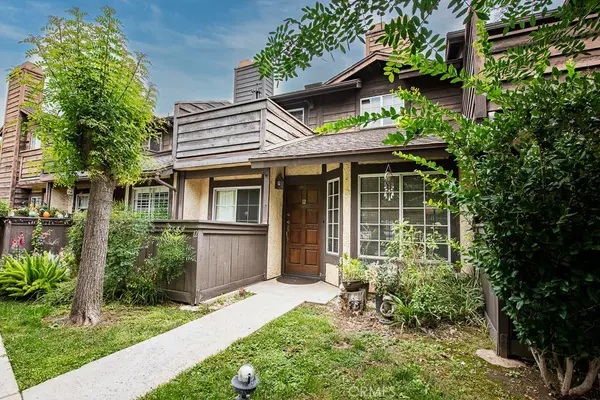 20921 Community ST #12, Canoga Park, CA 91304