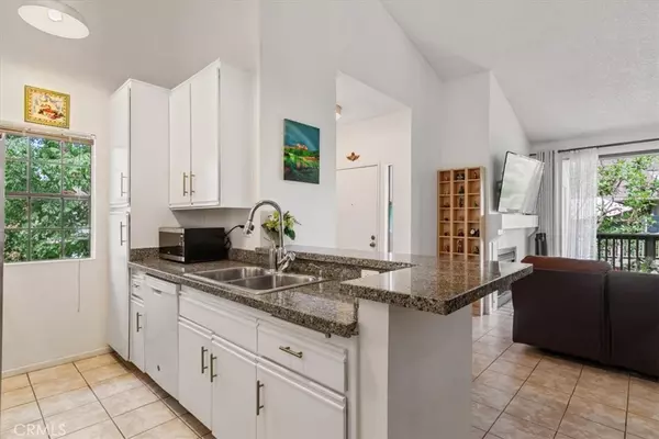 Garden Grove, CA 92840,10541 Lakeside S #P