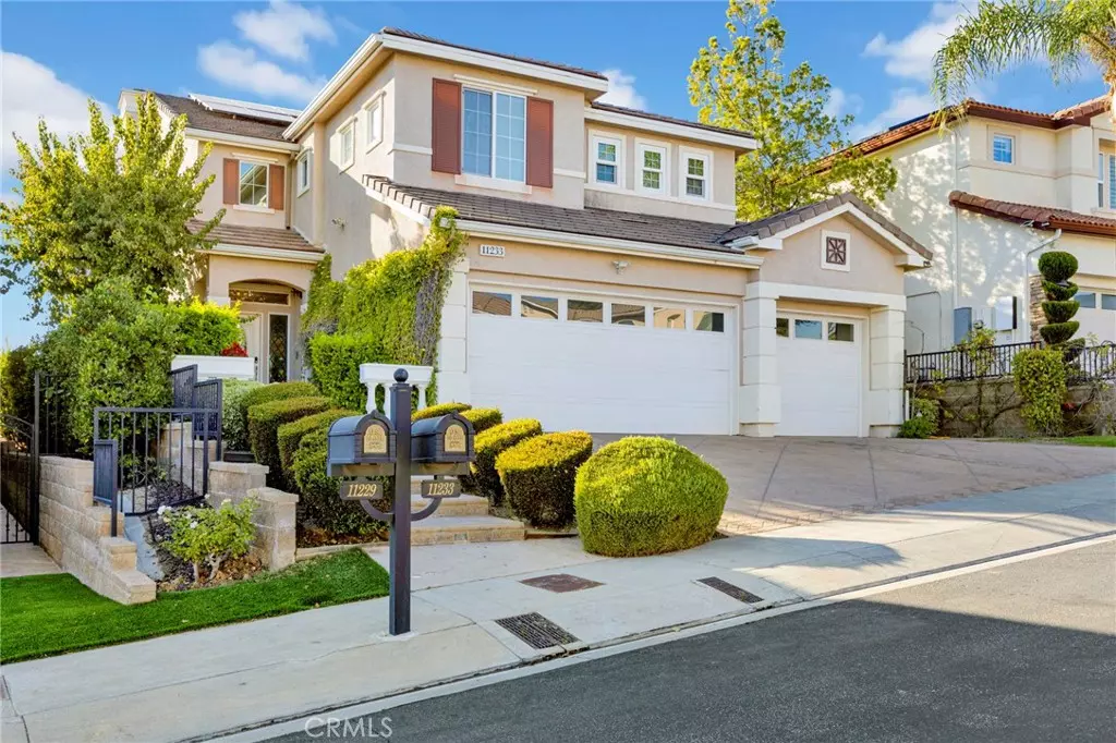Porter Ranch, CA 91326,11233 Ravenna