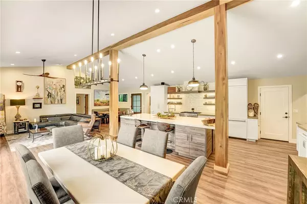 Westlake Village, CA 91361,60 Robin Hood