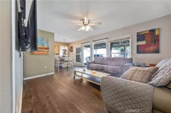 Granada Hills, CA 91344,15709 Devonshire ST