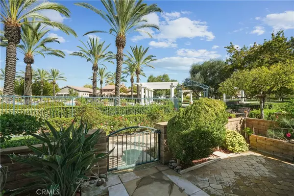 Valencia, CA 91354,23880 Belcaro CT