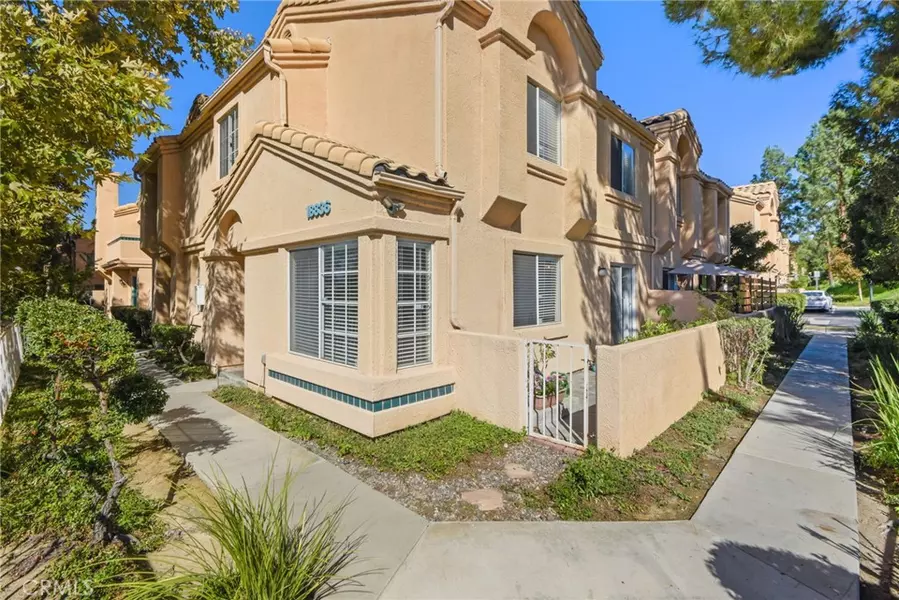18836 Vista Del Canon, Newhall, CA 91321