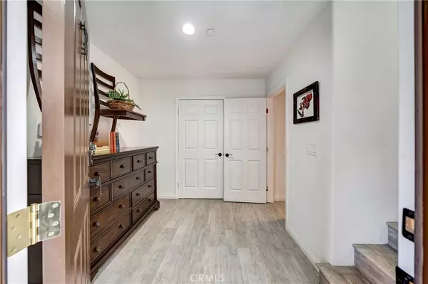 San Fernando, CA 91340,1101 N Maclay #13