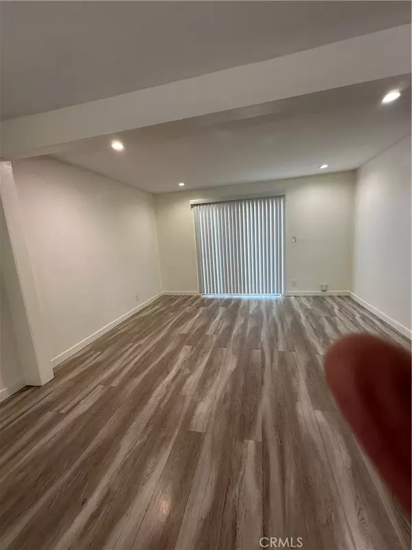 Palmdale, CA 93550,38515 Landon