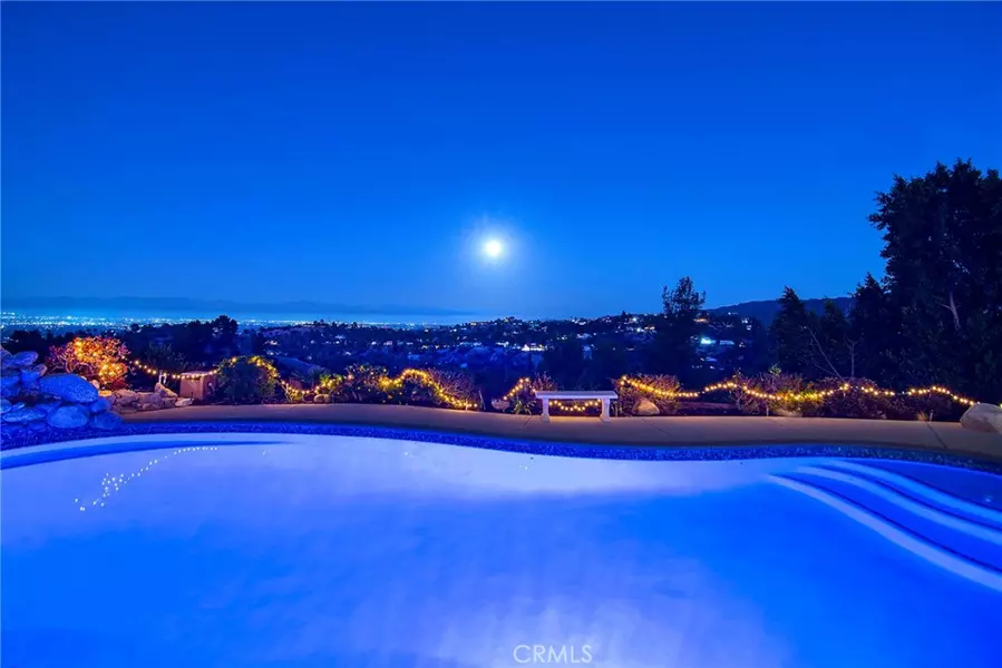 19695 Valdez DR, Tarzana, CA 91356