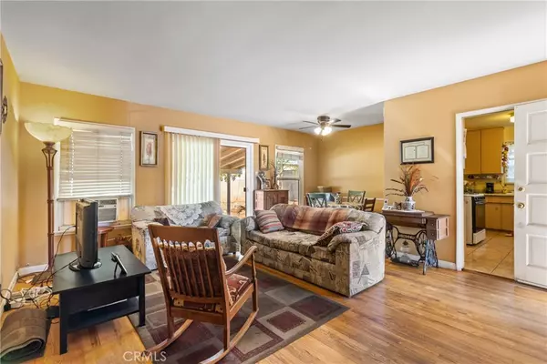 Pacoima, CA 91331,13641 Weidner