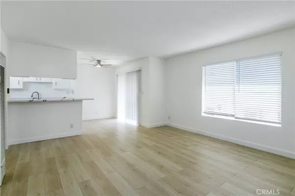 Los Angeles, CA 90066,4065 Mclaughlin AVE #7