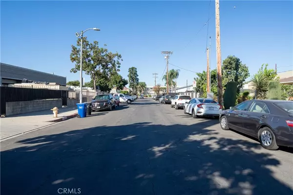 Van Nuys, CA 91406,16129 Cantlay ST