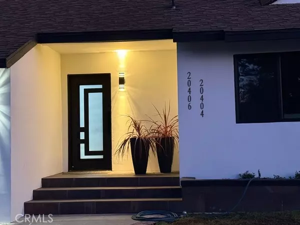 Winnetka, CA 91306,20406 Londelius