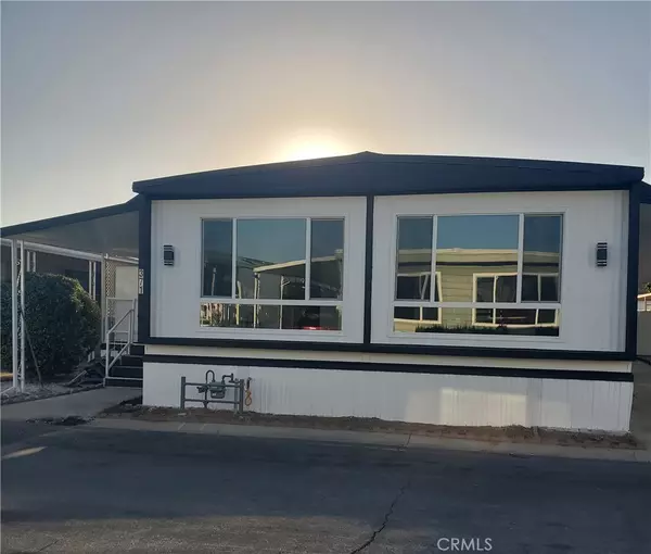 8831 Canoga AVE #371, Canoga Park, CA 91304