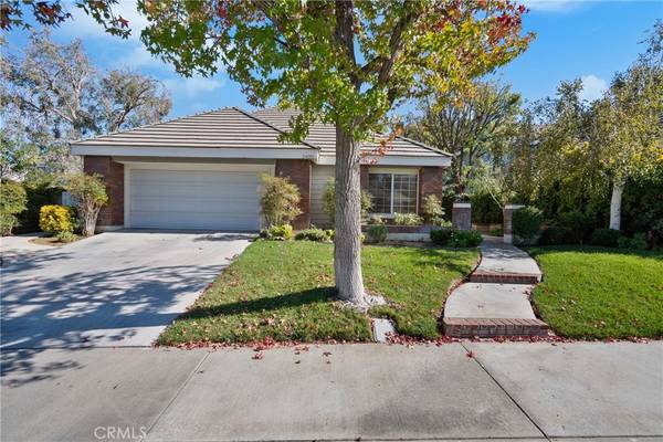 24050 Saint Moritz, Valencia, CA 91355