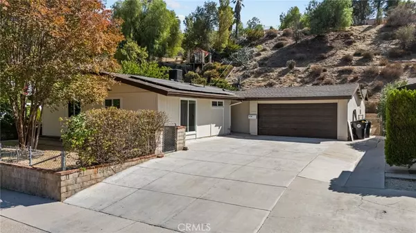 18816 Darter, Canyon Country, CA 91351