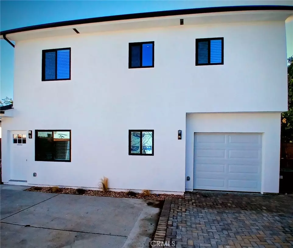 Reseda, CA 91335,18252 SATICOY ST