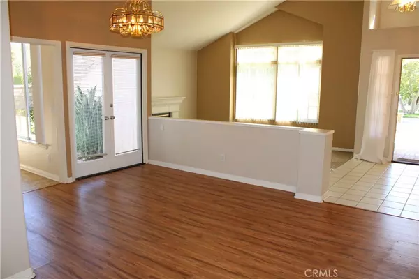 Westlake Village, CA 91361,2695 Country