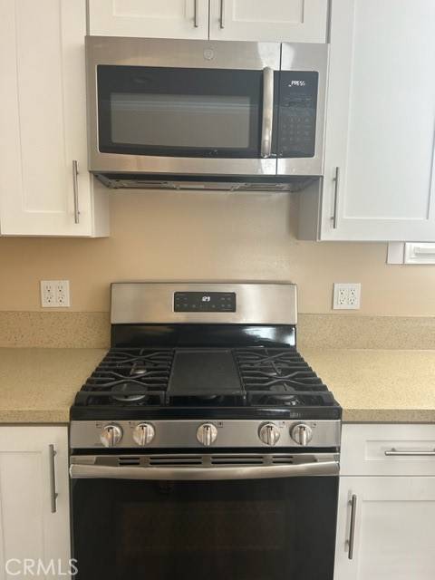 Van Nuys, CA 91406,17257 WELBY WAY