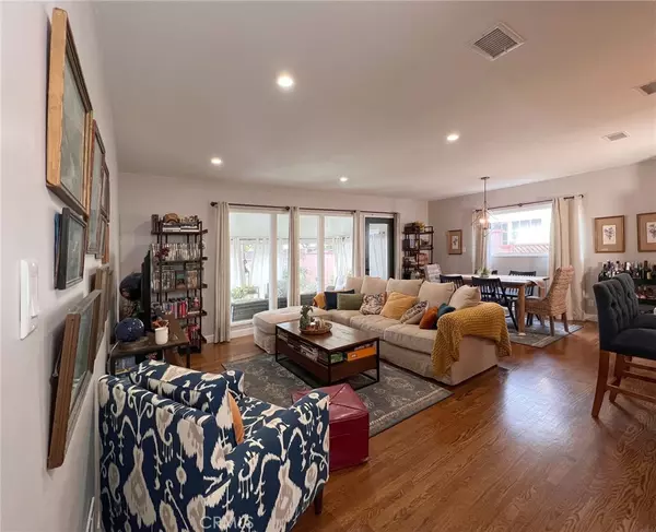 Long Beach, CA 90815,6110 E Walton