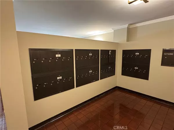 Pasadena, CA 91105,330 W California BLVD #203