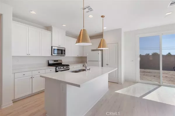 Rosamond, CA 93560,3708 Santa Ynez