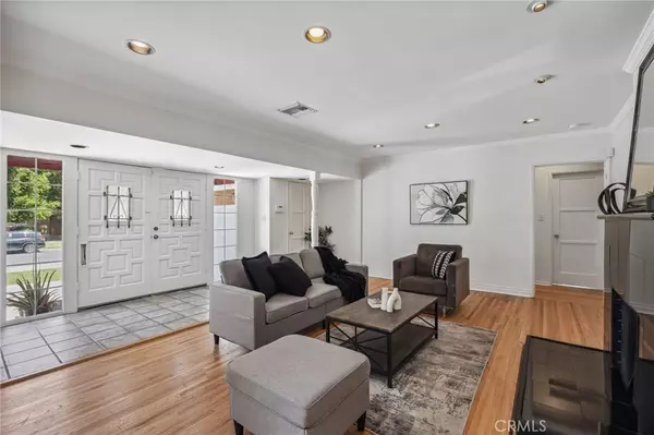 Reseda, CA 91335,6515 Amigo AVE