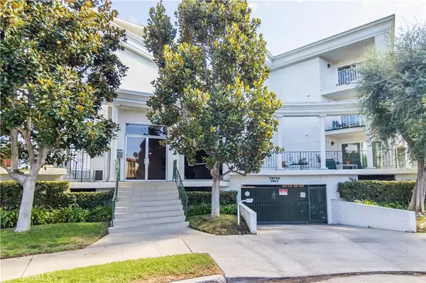 4520 Natick, Sherman Oaks, CA 91403