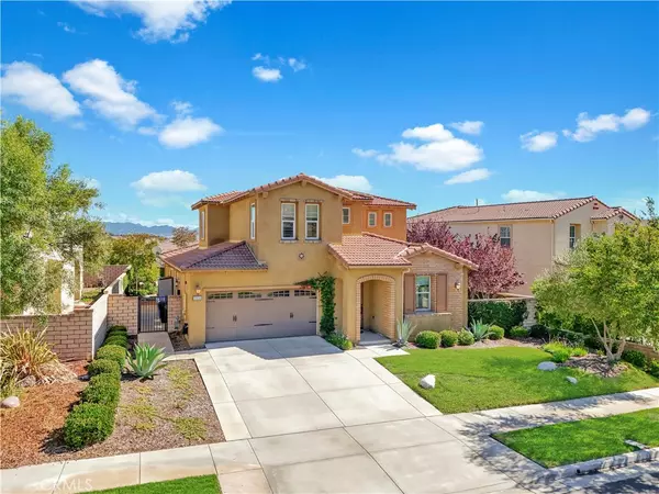 Valencia, CA 91354,28658 Farrier DR