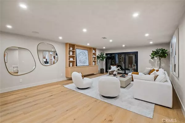 Encino, CA 91436,5157 Woodley AVE