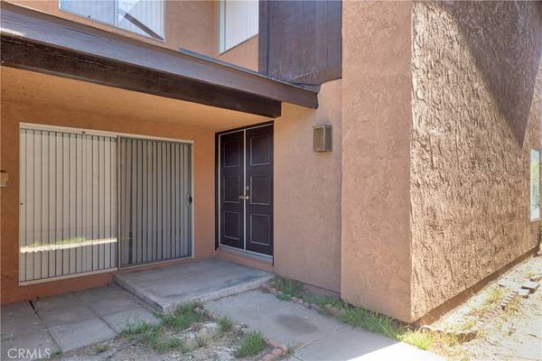 North Hollywood, CA 91605,12228 Leayn CT