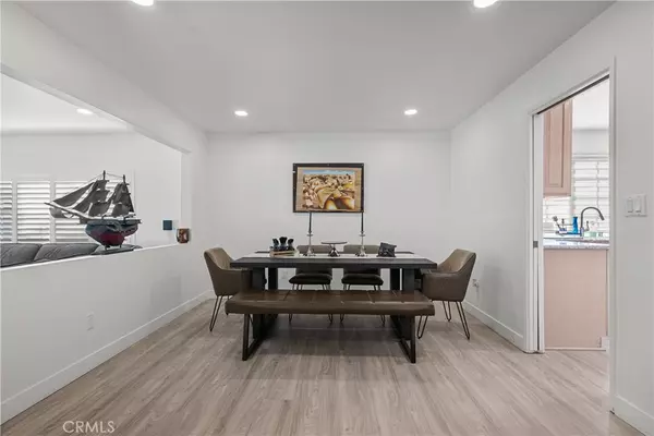 Chatsworth, CA 91311,22041 Kinzie ST