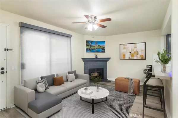 Canyon Country, CA 91351,18209 Sierra HWY #35