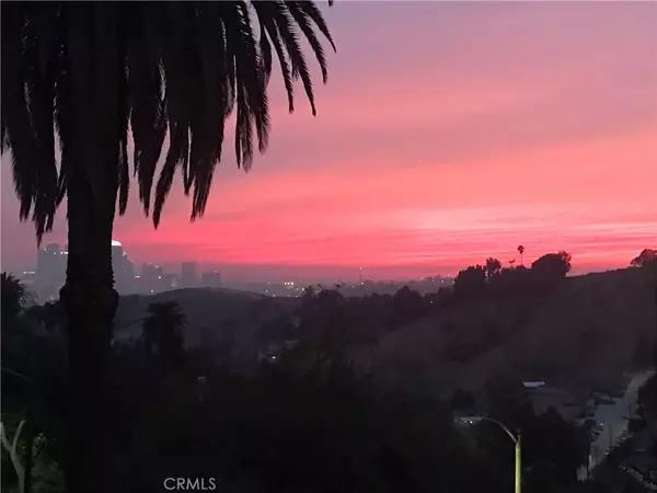 Montecito Heights, CA 90032,3320 Reynolds