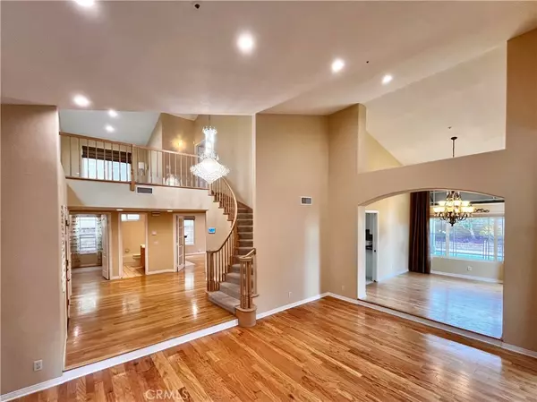 Agoura, CA 91301,5666 Silver Valley