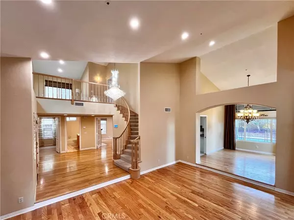 Agoura, CA 91301,5666 Silver Valley