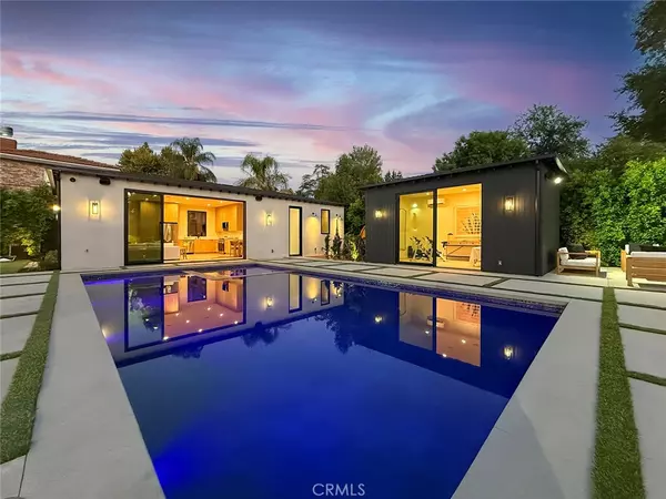 Woodland Hills, CA 91367,23416 Califa ST