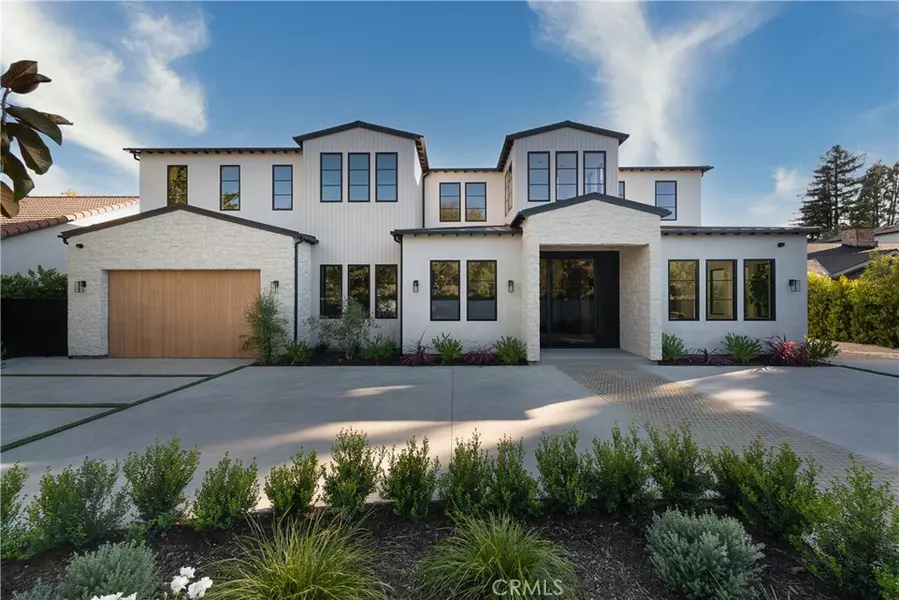 23416 Califa ST, Woodland Hills, CA 91367