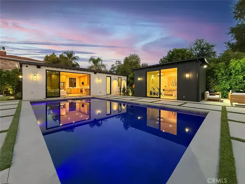 23416 Califa ST, Woodland Hills, CA 91367